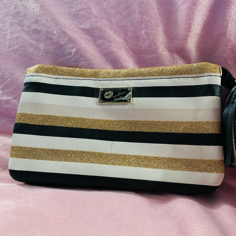 Betsy Johnson Medium wristlet